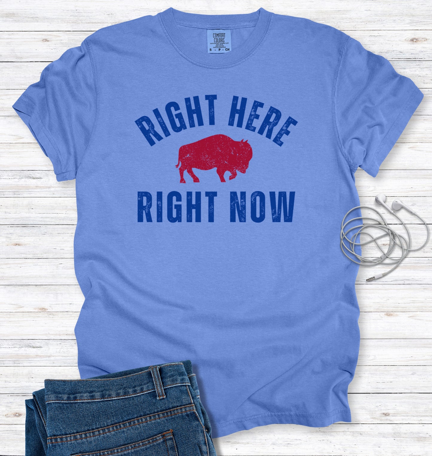 Right Here, Right Now Inspirational Quote Distressed T-shirt