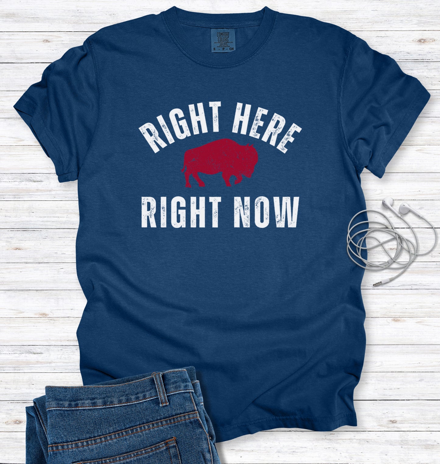 Right Here, Right Now Inspirational Quote Distressed T-shirt